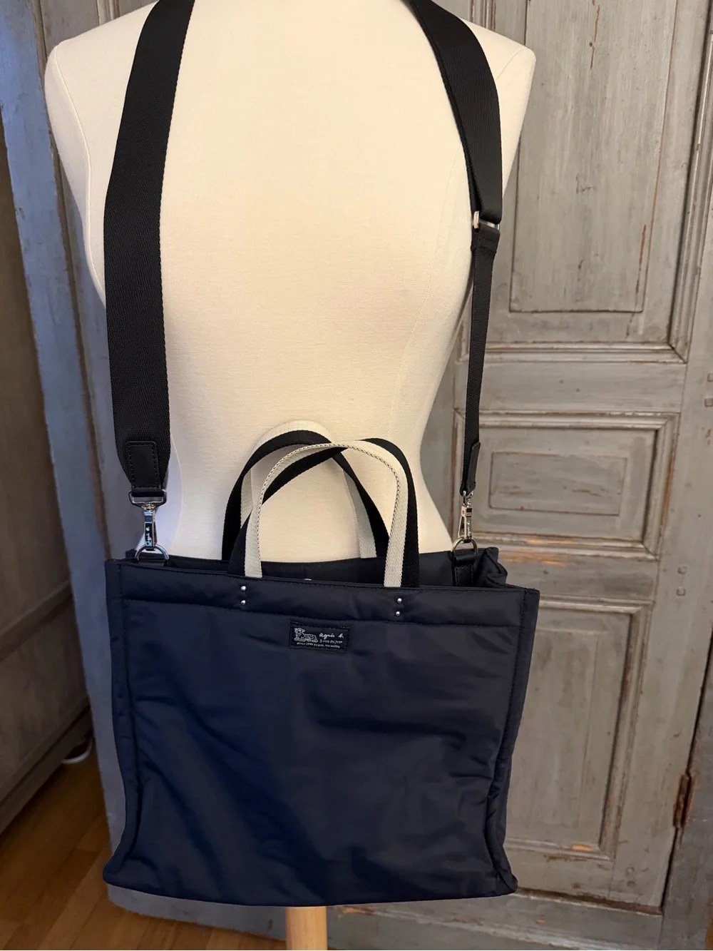 Agnes B VOYAGE Black Tote Bag with Contrast Handles